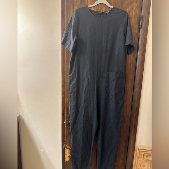 COS Short-Sleeve Jumpsuit - Picture 3 of 7